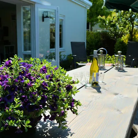 Serene In With Terrace Hébergement de vacances Noordwijk